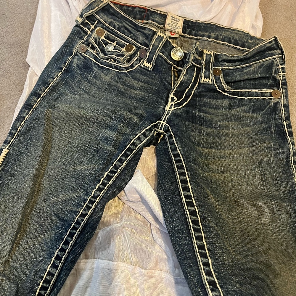TRUE RELIGIONS!!!🤍